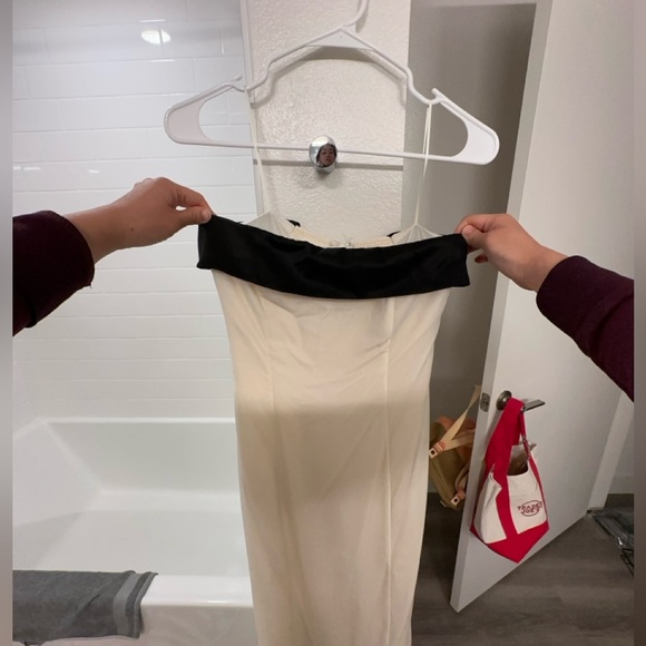 RARE Reformation Illiana white velvet bridal dress - Picture 11 of 12